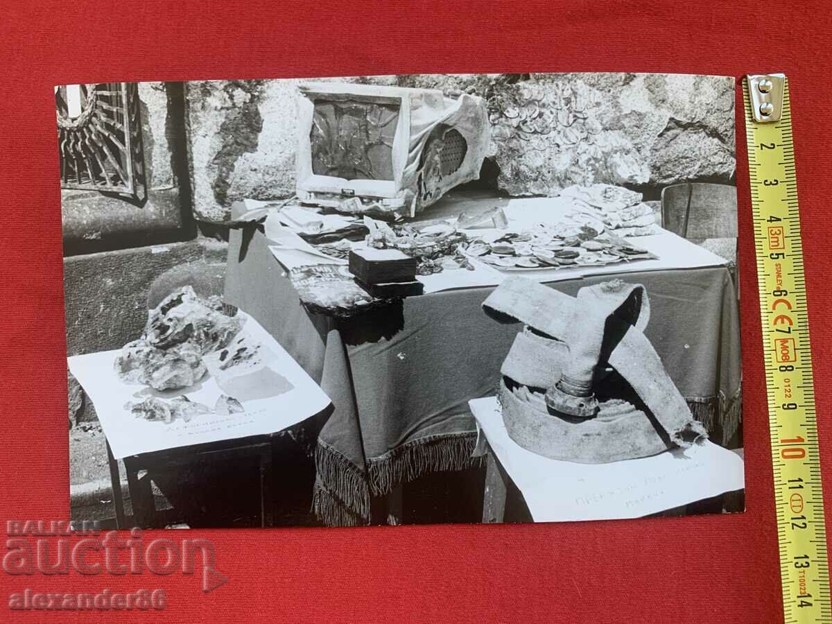 The Party House after the fire in 1990. - 6