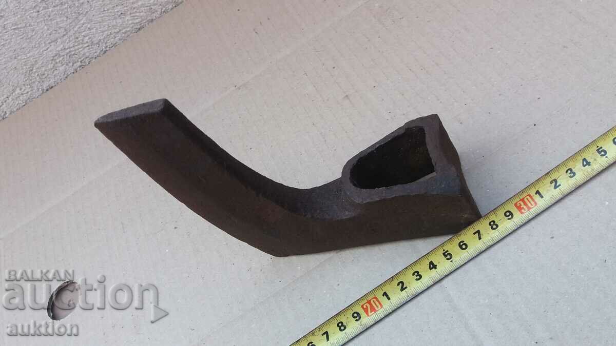 OLD SOLID AX, TOOL - 6 OLD SOLID AX, TOOL - 6