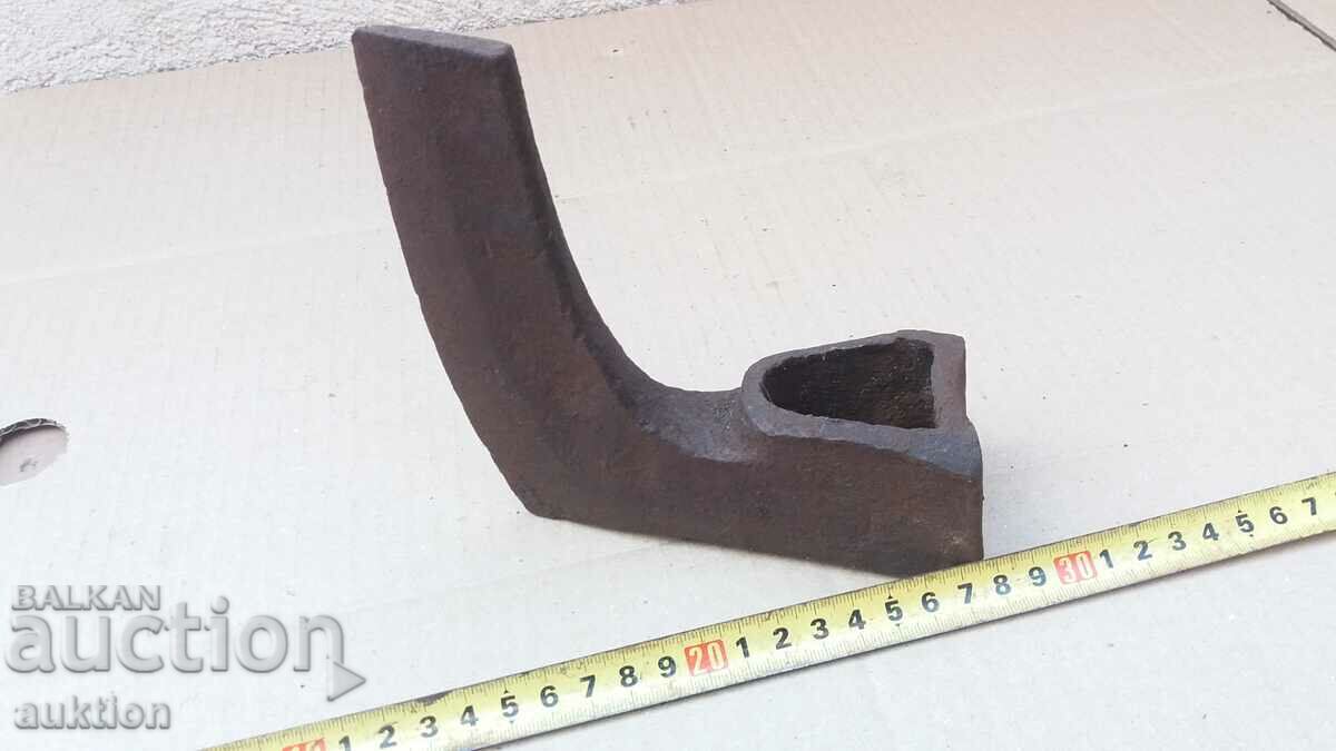 OLD SOLID AX, TOOL - 7 OLD SOLID AX, TOOL - 7