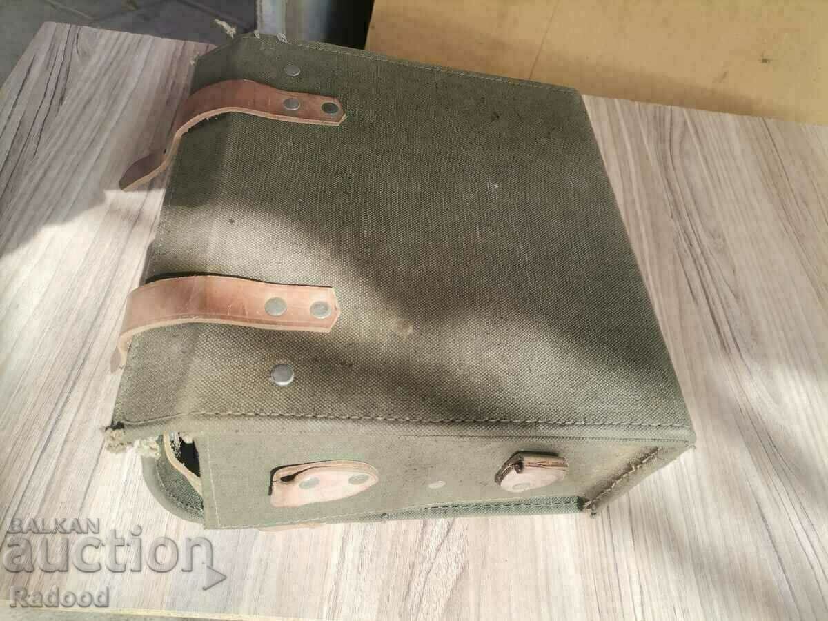 Auction Military medical bag Auction Military medical bag