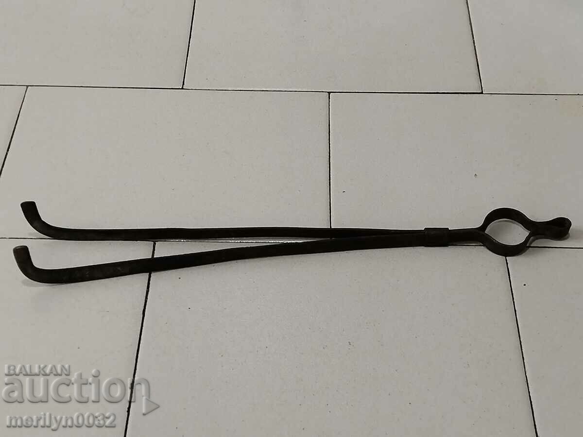 Стар дилаф, маша, ковано желязо за пешник с цена 34.00 лв. | € 17.38 Стар дилаф, маша, ковано желязо за пешник с цена 34.00 лв. | € 17.38