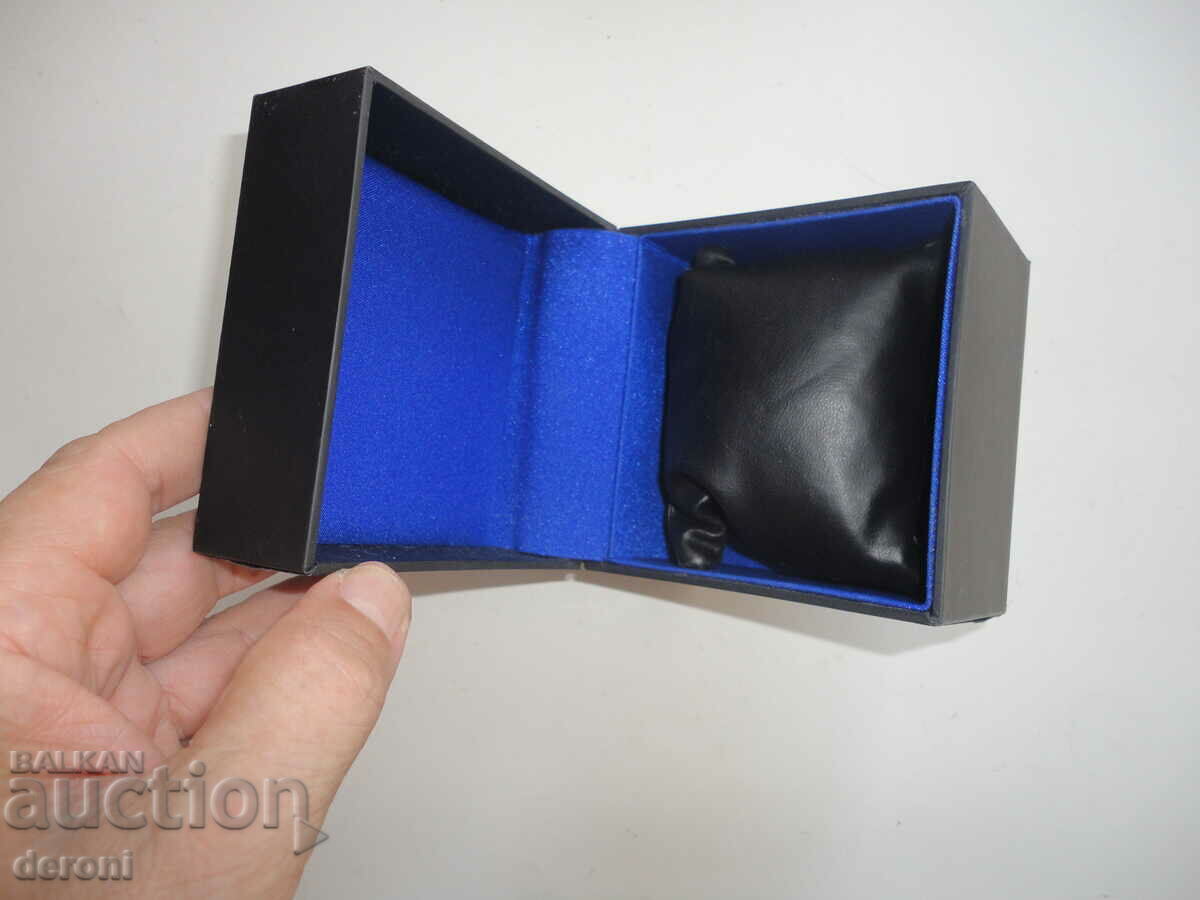 Delivery of Joop watch box Delivery of Joop watch box