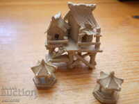 House with gazebos - China (miniature)