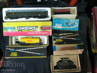 RARE OLD PIKO MODELS - LOCOMOTIVE, WAGONS, TOY MODEL