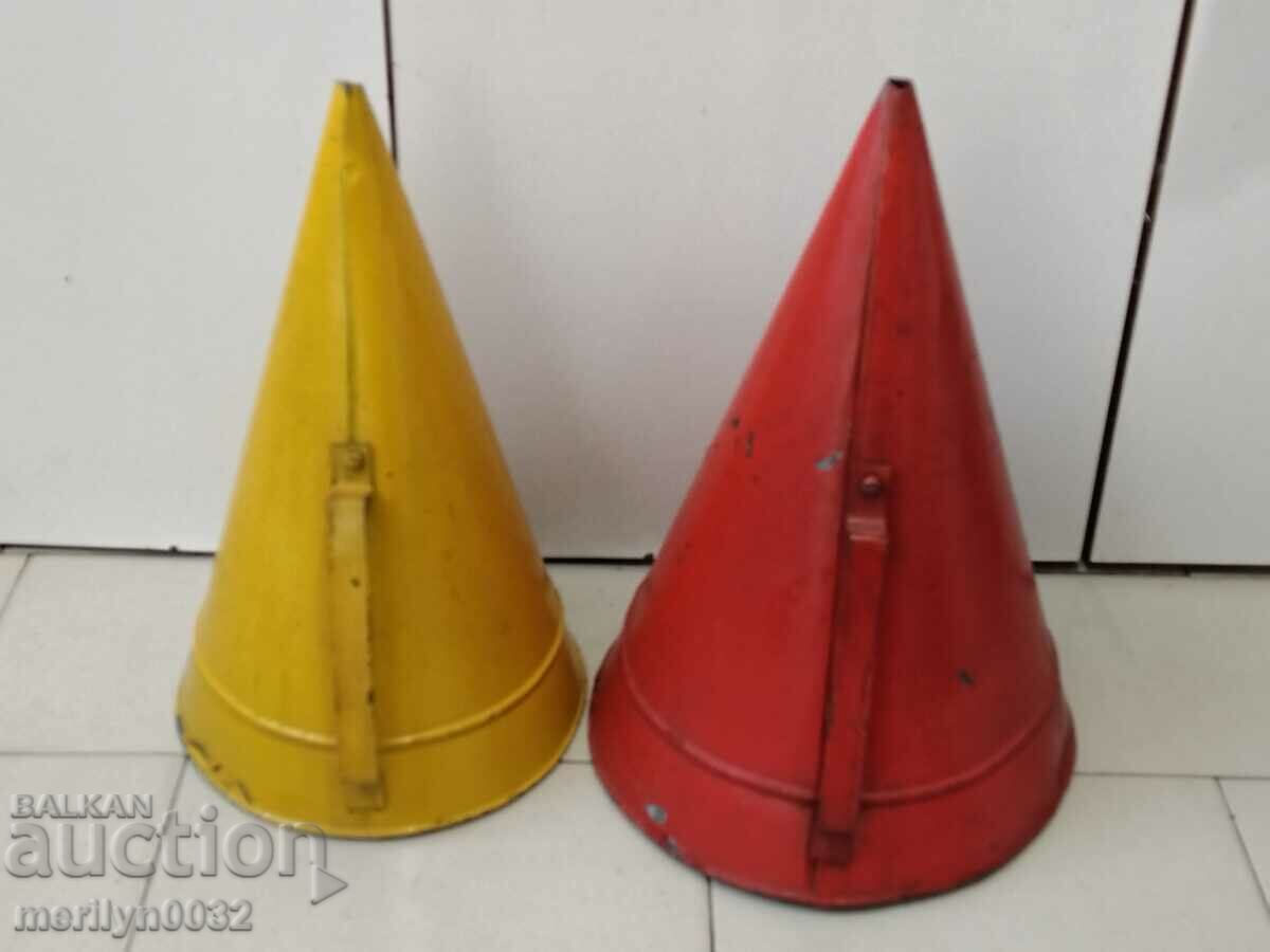 Old metal bin, a pair of 2 pieces, from a park early in the 1960s, NRB with price 79.00 BGN | € 40.39 Old metal bin, a pair of 2 pieces, from a park early in the 1960s, NRB with price 79.00 BGN | € 40.39