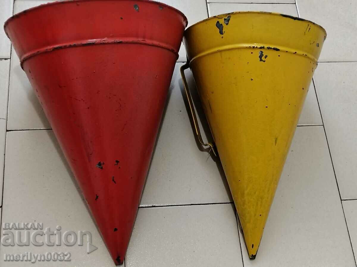 Old metal bin, a pair of 2 pieces, from a park early in the 1960s, NRB with price 79.00 BGN | € 40.39 Old metal bin, a pair of 2 pieces, from a park early in the 1960s, NRB with price 79.00 BGN | € 40.39