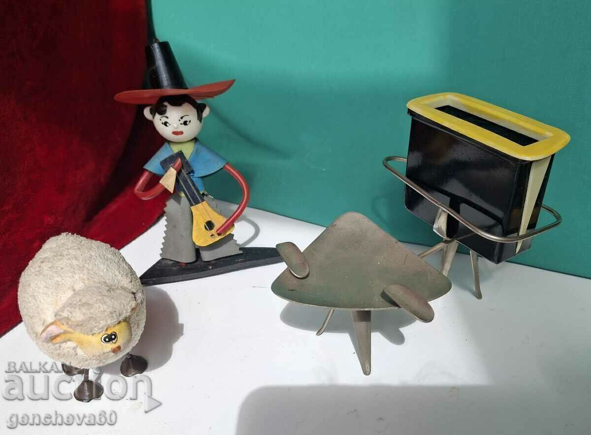 Rare collectible ashtray and souvenirs from the SOCA era Rare collectible ashtray and souvenirs from the SOCA era