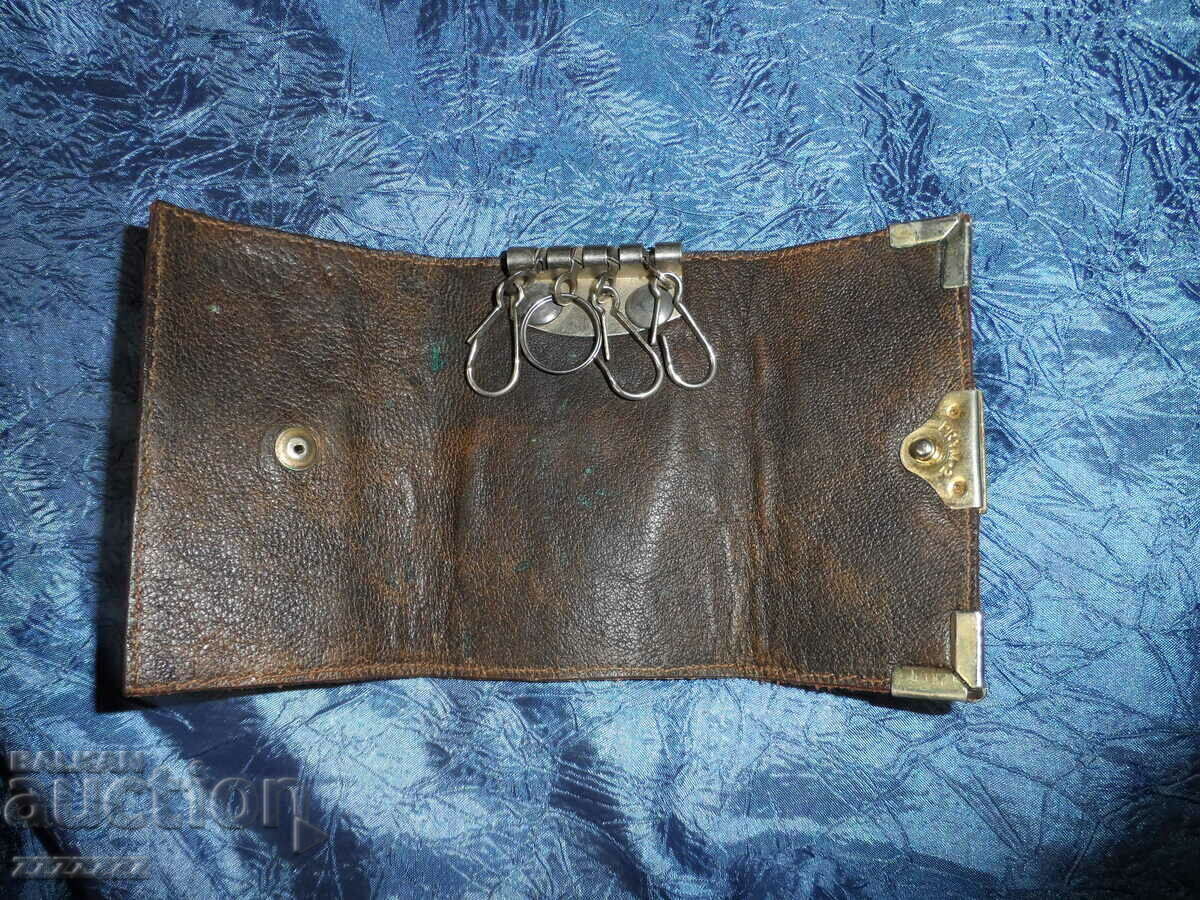Auction  Old leather key ring