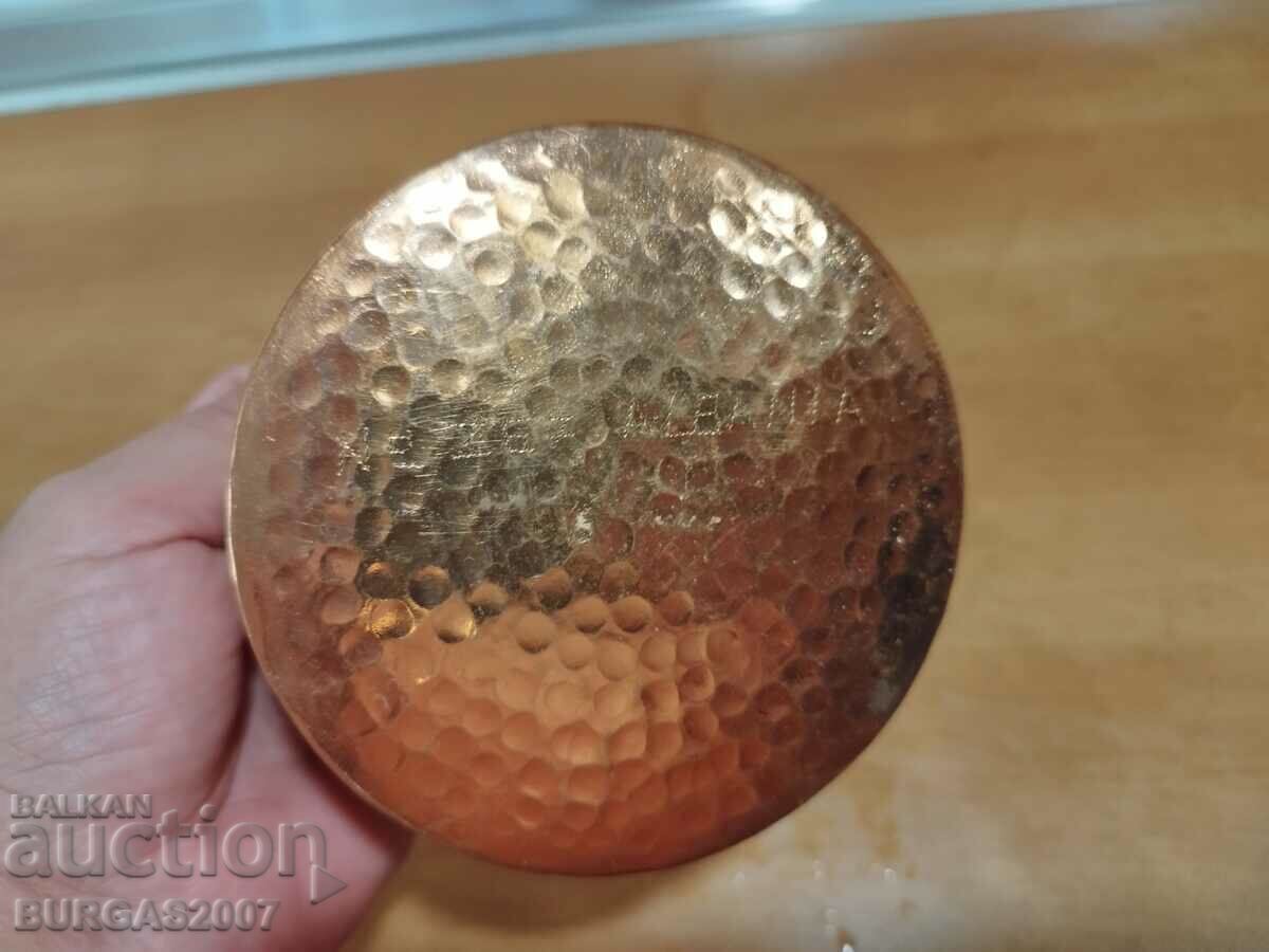 Auction Bear, cauldron, copper, copper Auction Bear, cauldron, copper, copper