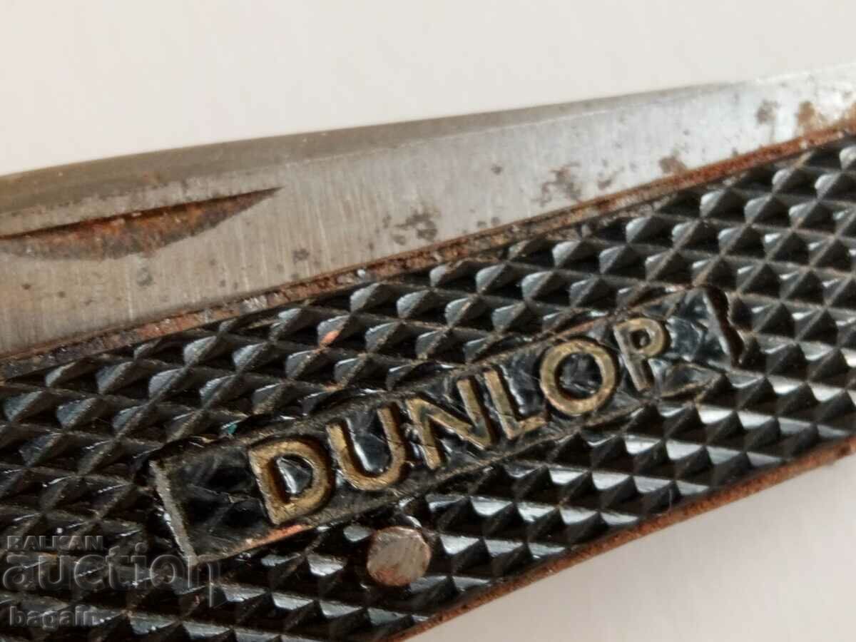 A unique knife, Dunlop.