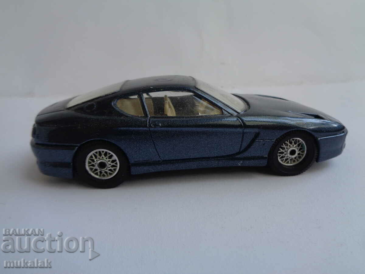 Auction  1:43 BBURAGO FERRARI 456 GT CAR TOY MODEL