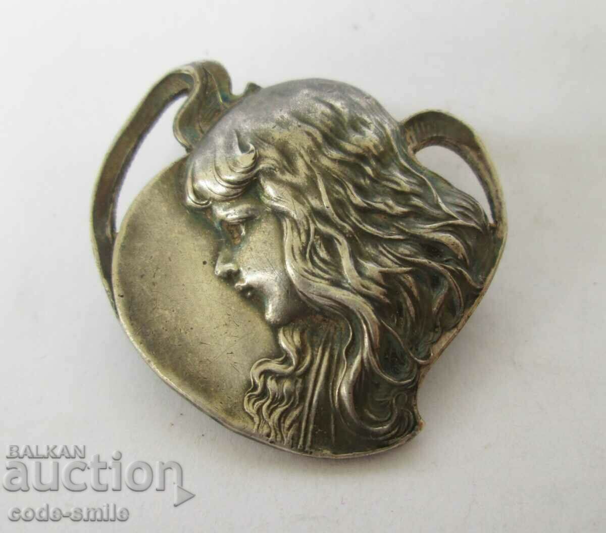 Old ladies brooch Art Nouveau Art Nouveau jewelry