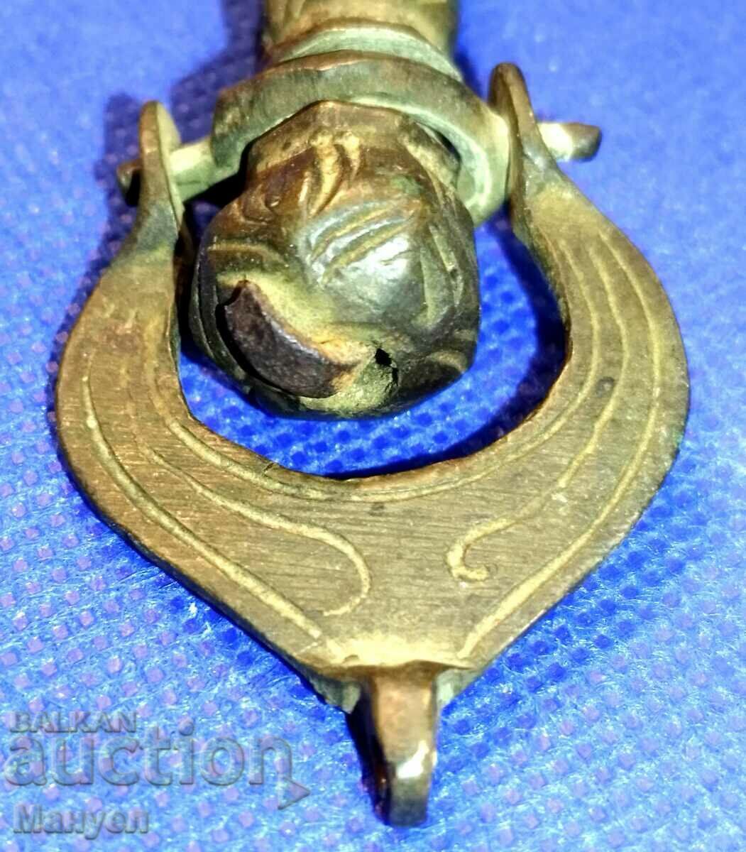 Auction Old harpy handle. Auction Old harpy handle.