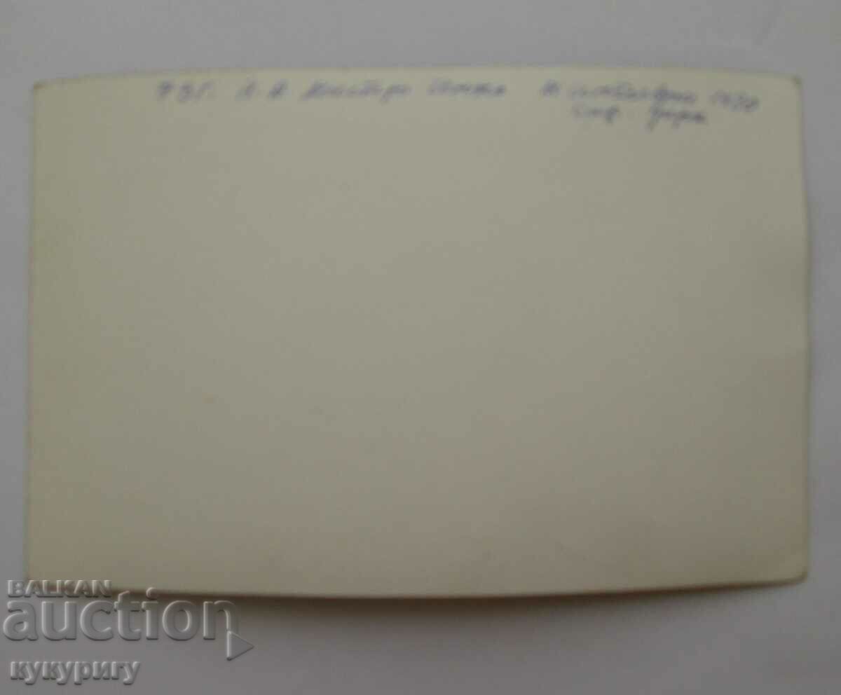 Auction Old photo performance of Mr. Senko magician illusionist Auction Old photo performance of Mr. Senko magician illusionist