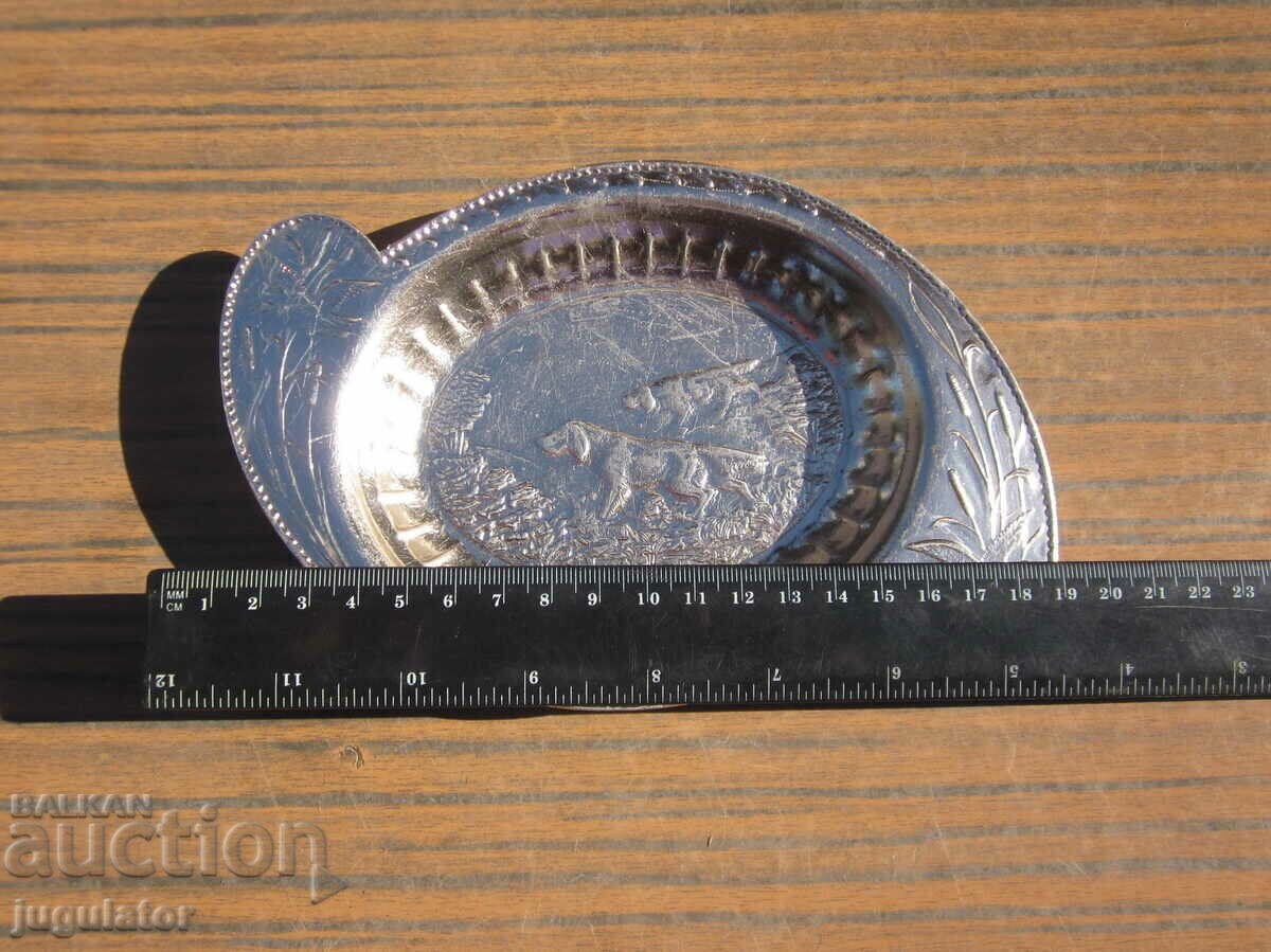 old metal hunting nut bowl with hunting hounds - 5 old metal hunting nut bowl with hunting hounds - 5