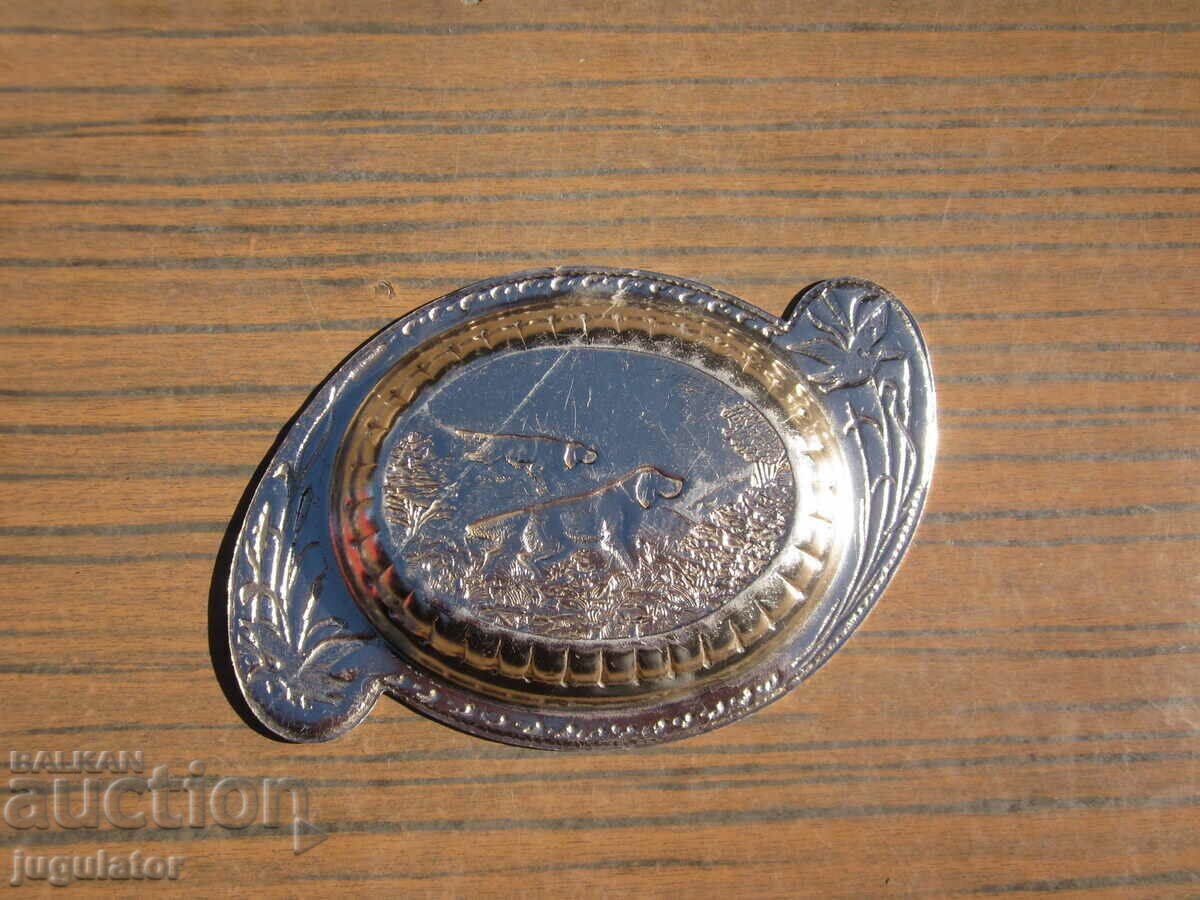 old metal hunting nut bowl with hunting hounds - 6 old metal hunting nut bowl with hunting hounds - 6