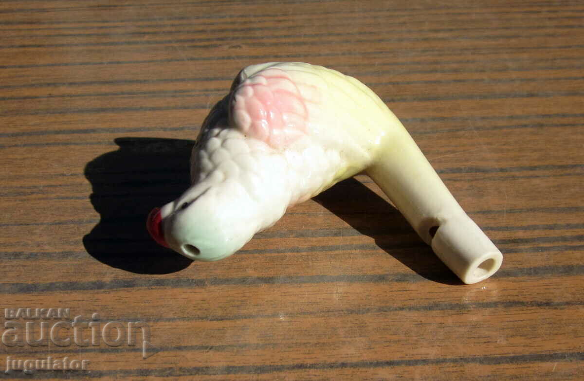 Delivery of old children's toy porcelain whistle figurine parrot Delivery of old children's toy porcelain whistle figurine parrot