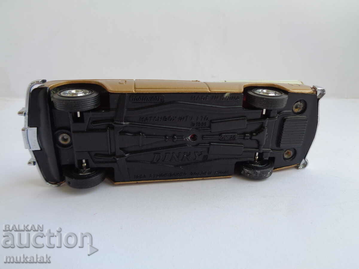 1:43 DINKY MATCHBOX STUDEBAKER GOLDEN HAWK MODEL TROLLEY - 5 1:43 DINKY MATCHBOX STUDEBAKER GOLDEN HAWK MODEL TROLLEY - 5