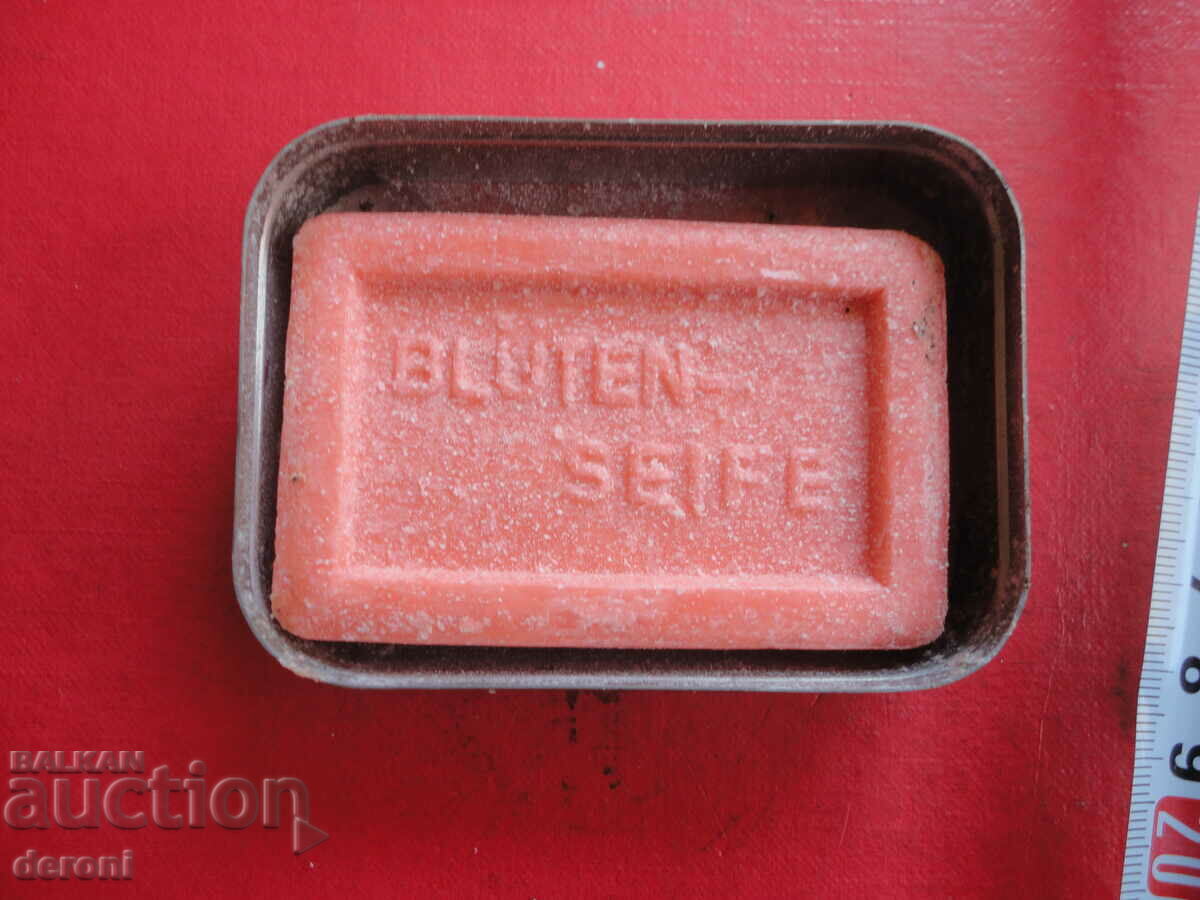 Delivery of German metal soap dish with soap Delivery of German metal soap dish with soap