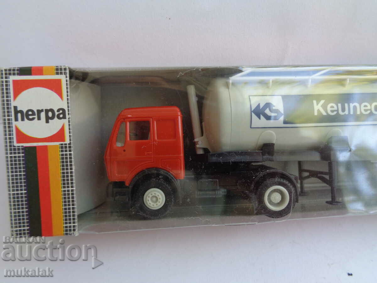 Auction  HERPA H0 1/87 MERCEDES BENZ TRUCK TANK MODEL TROLLEY