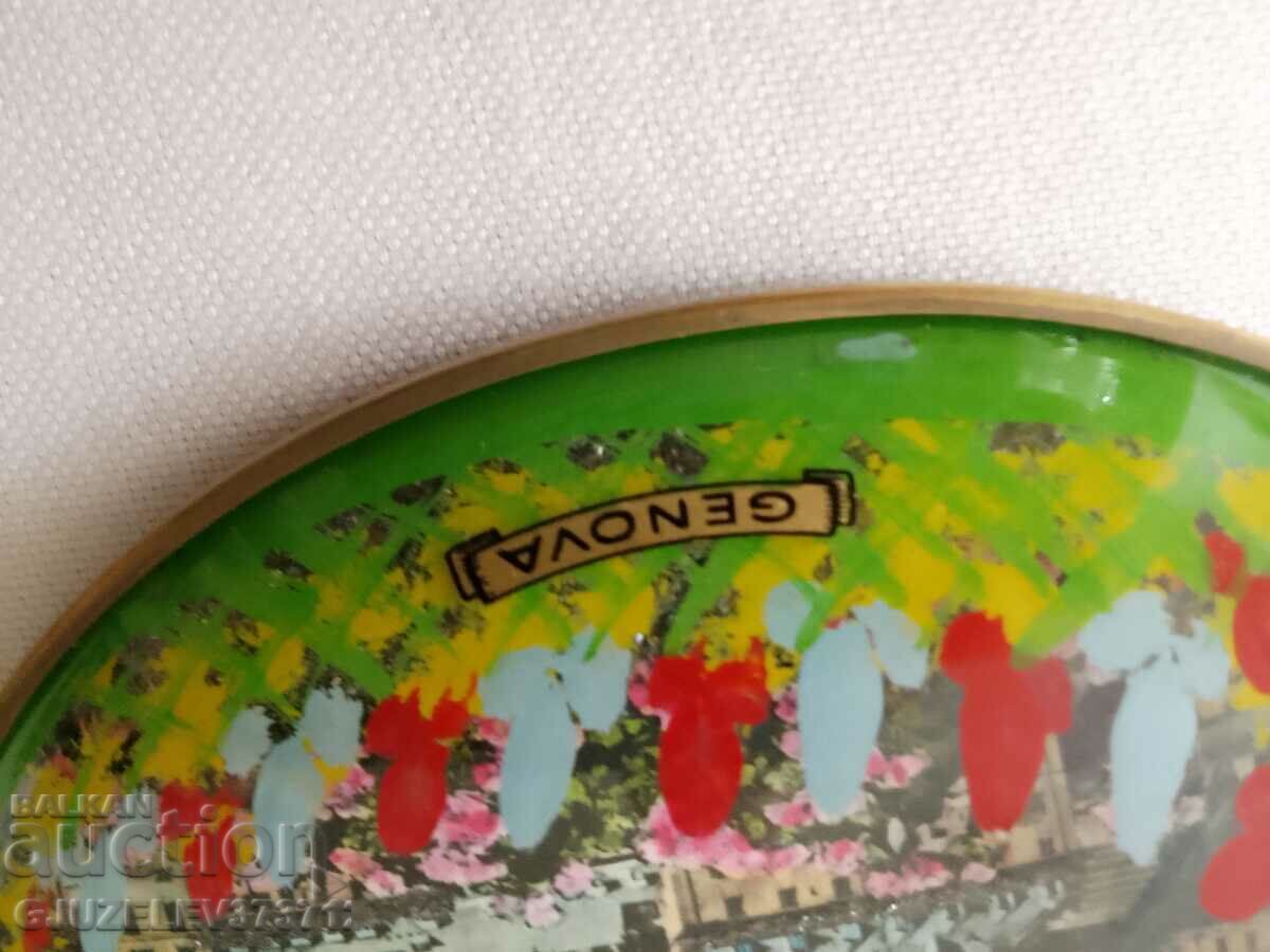 Delivery of Convex Oval Glass Frame Geneva Souvenir Photo