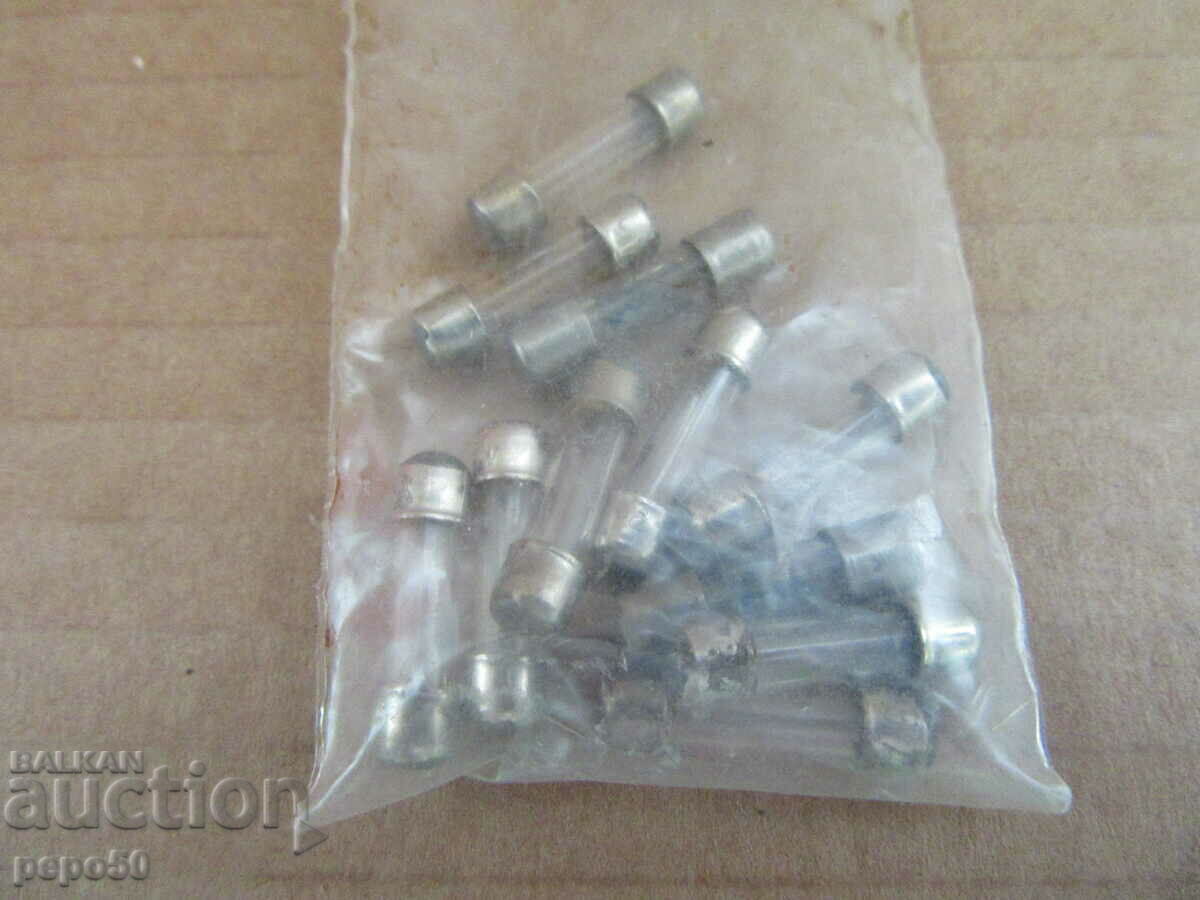 11 PLUGS FOR BLACK AND WHITE TV FROM SOTCA with price 2.00 BGN | € 1.02
