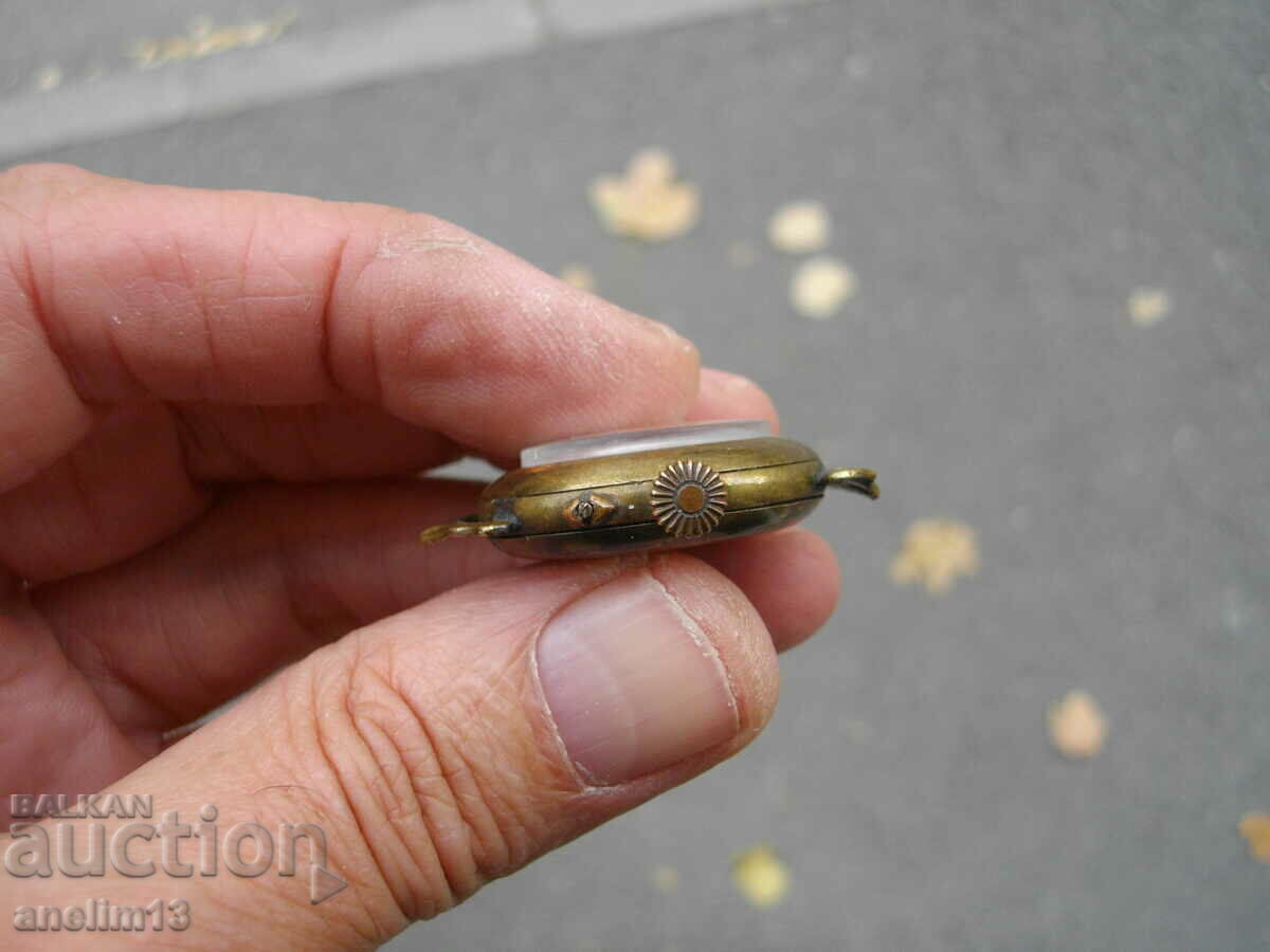 Delivery of COLLECTIBLE OLD LADIES ART DECO SWISS ART DECO WATCH Delivery of COLLECTIBLE OLD LADIES ART DECO SWISS ART DECO WATCH