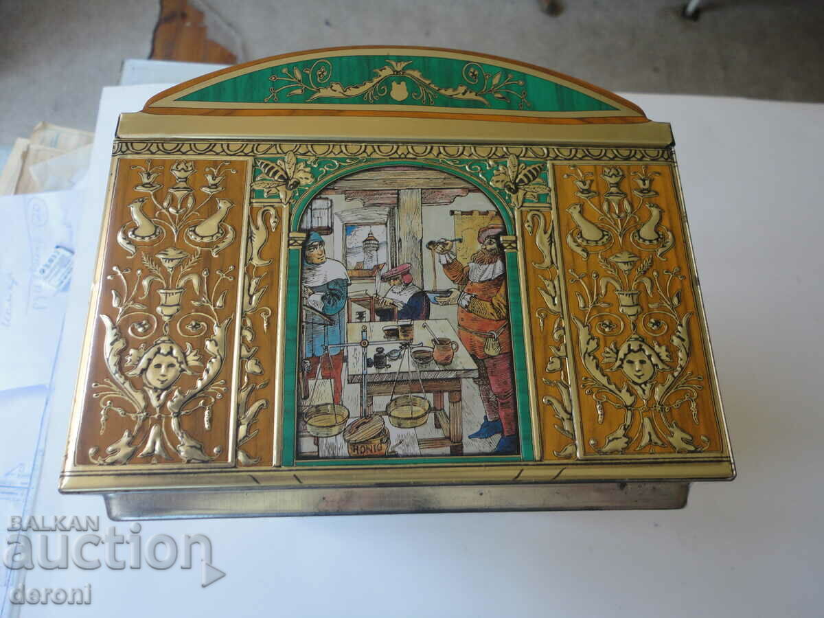 Delivery of Unique tin box casket