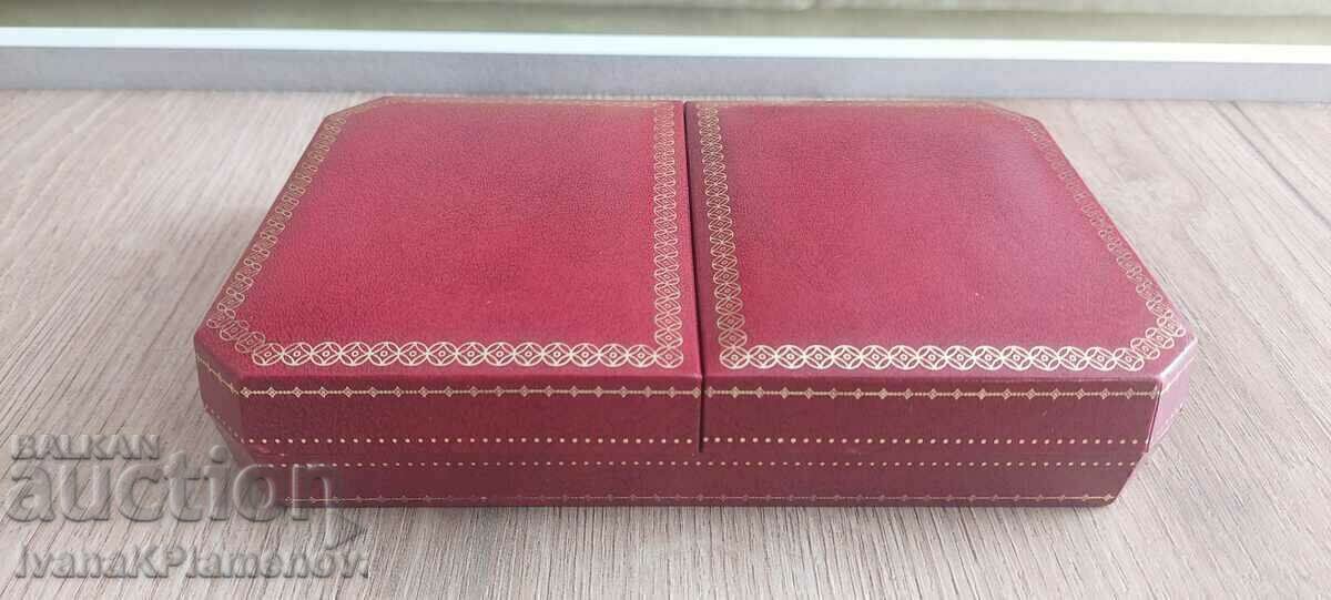 A jewel box for collectors A jewel box for collectors