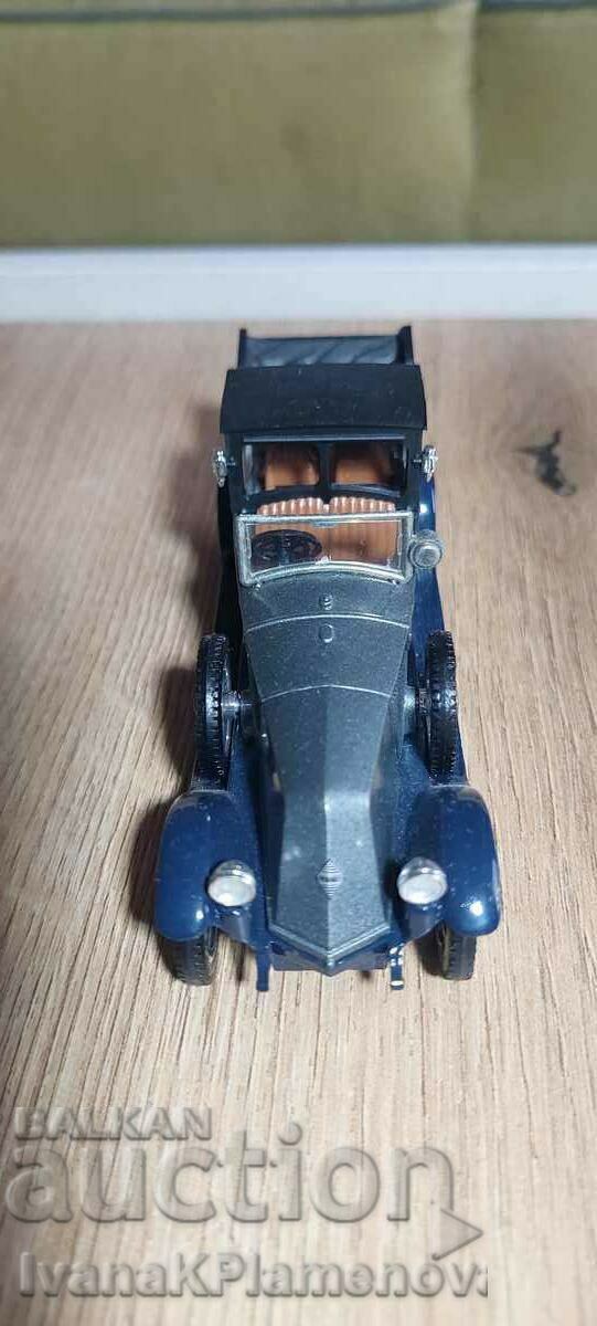 Metal Solido cart, France, excellent for collectors with price 30.00 BGN | € 15.34