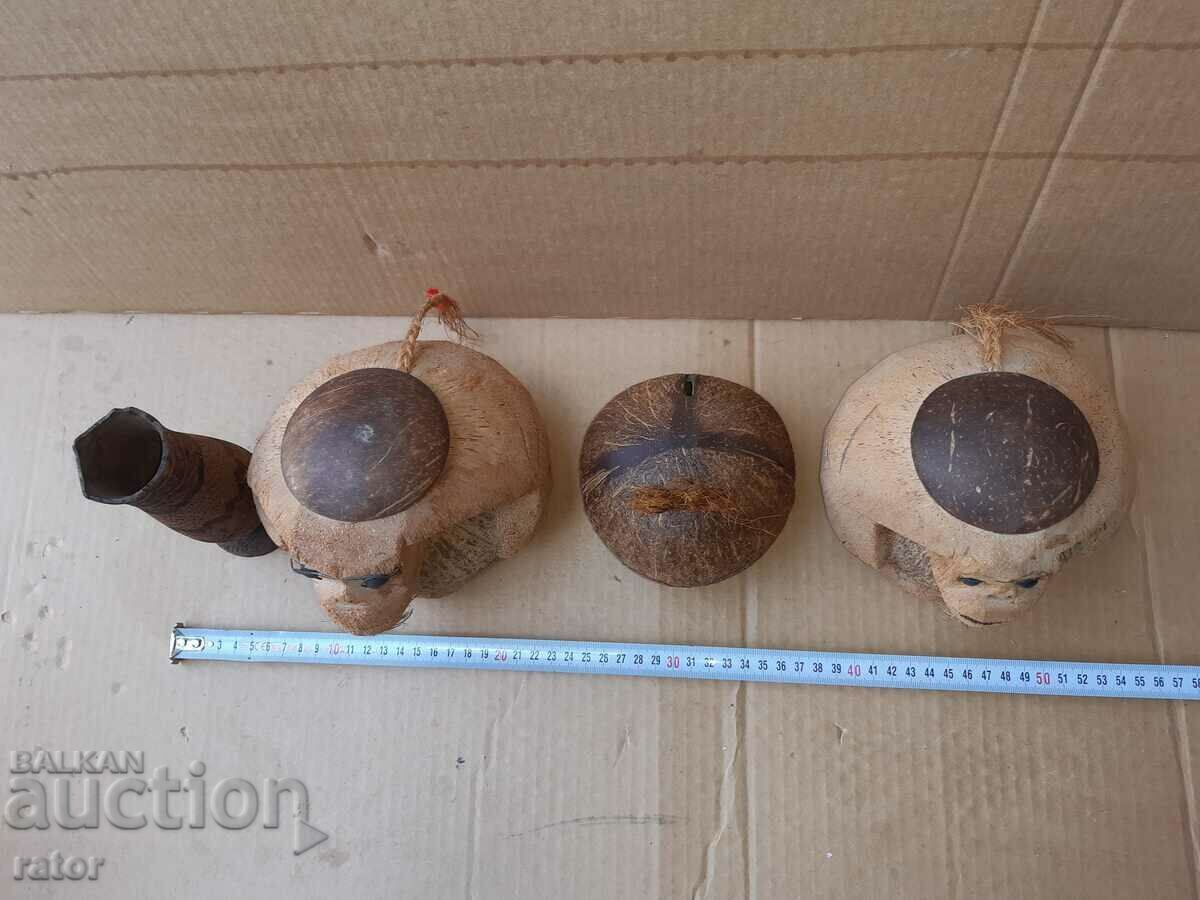 Delivery of Old figures, coconut statuettes - 4 pieces