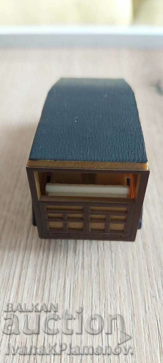 Delivery of Matchbox metal car from England for collectors