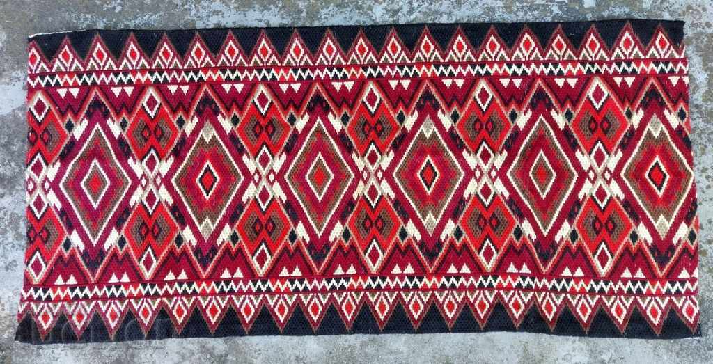 OLD RUG RUG WALL DECOR PILLOW