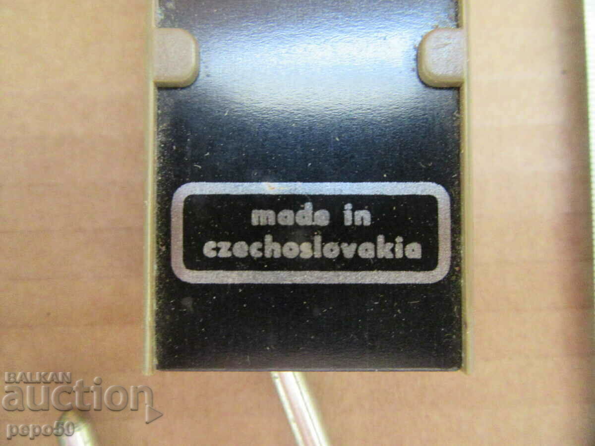 NOU CANTARE ACASĂ PÂNĂ LA 25 kg - Cehoslovacia cu preț 12.00 BGN | € 6.14