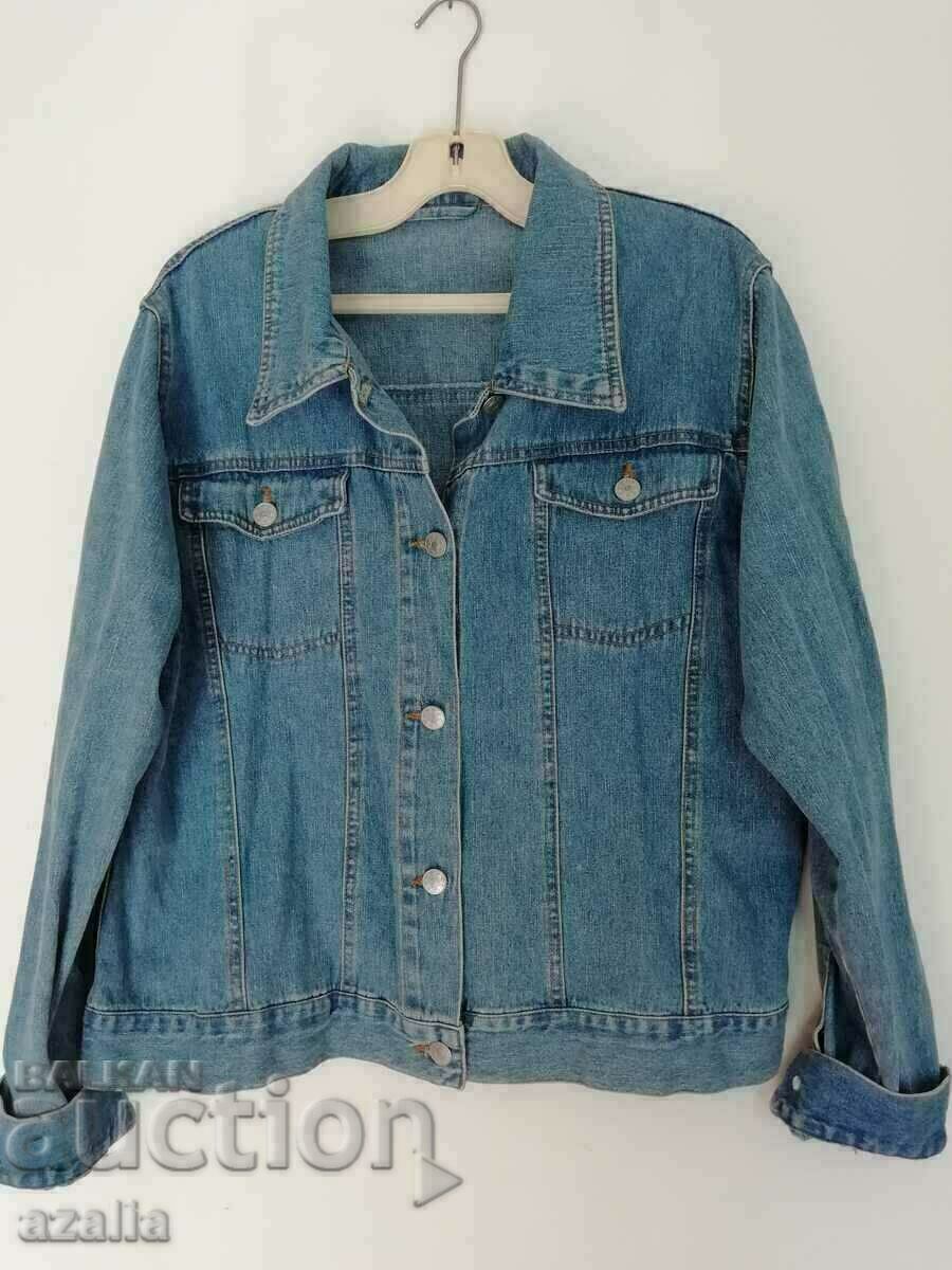 Women's denim jacket