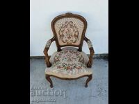 Beautiful vintage solid Romeo and Juliet chair!