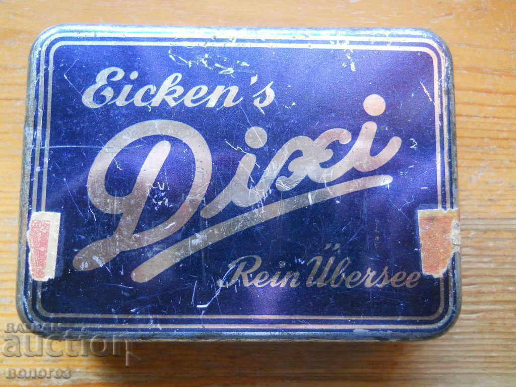 Metal tobacco box - Germany - WWII