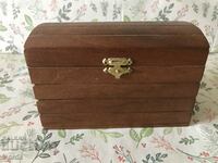 Wooden box