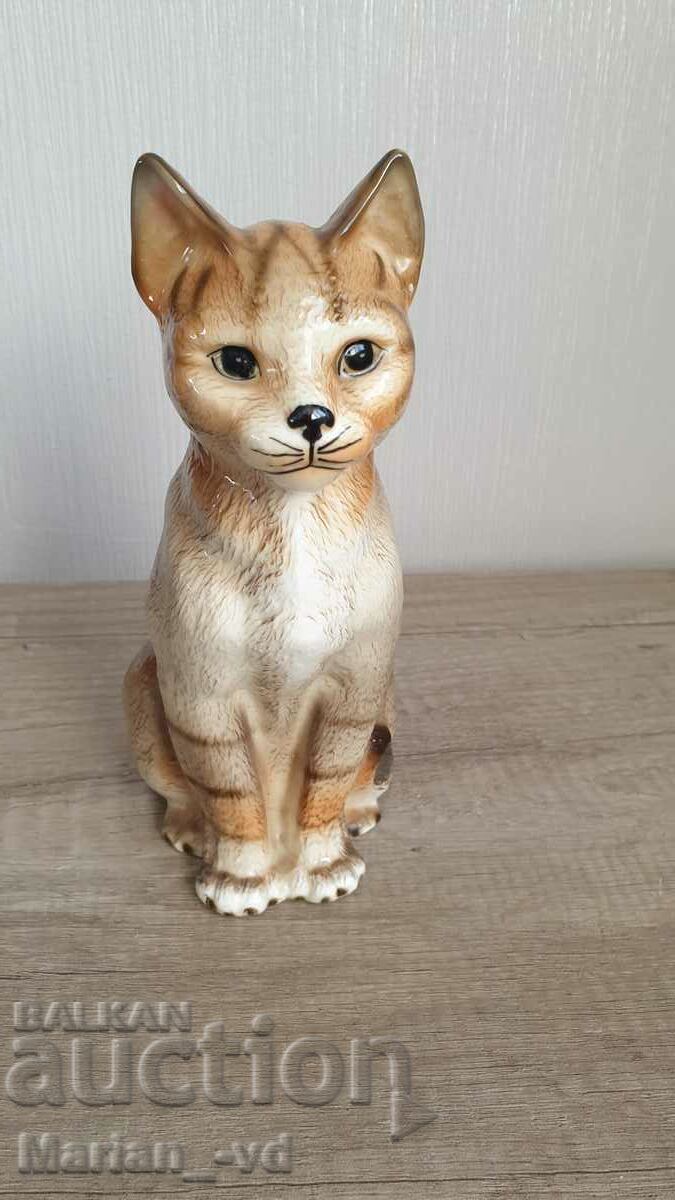 Porcelain figurine of a kitten - 6 Porcelain figurine of a kitten - 6