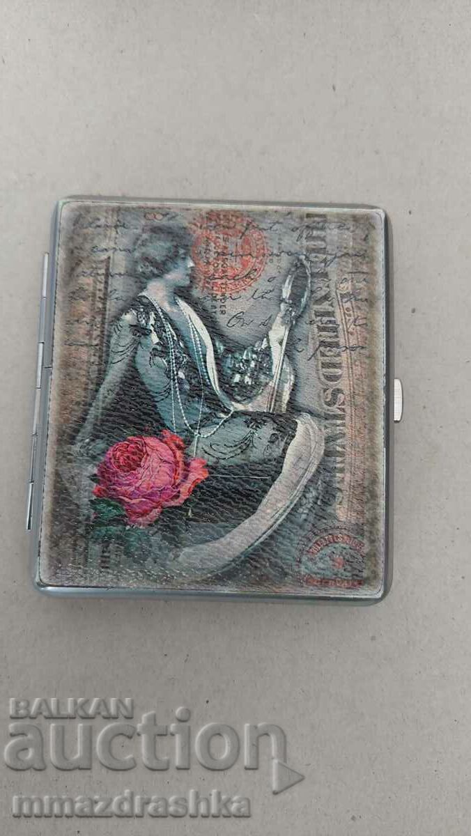 Old snuff box