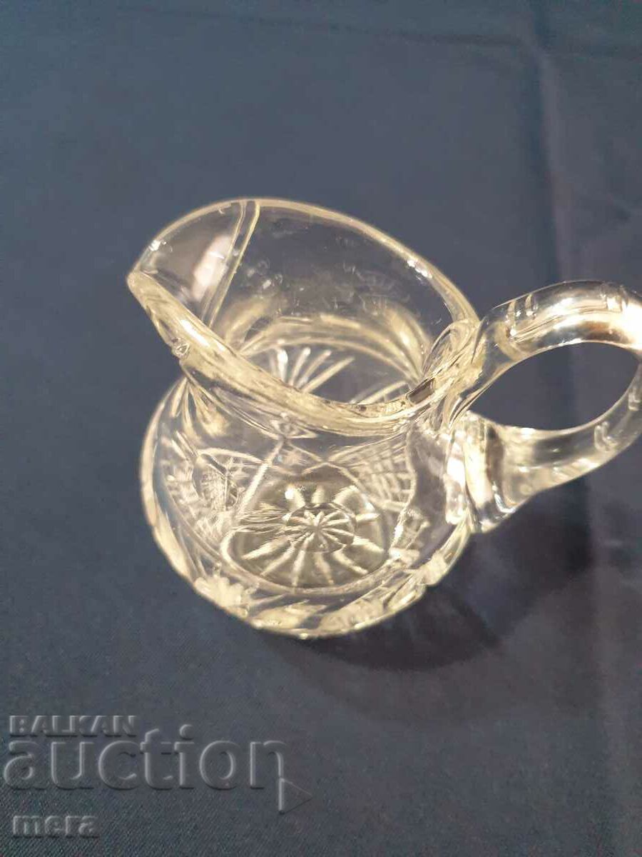 Delivery of Crystal jug Delivery of Crystal jug