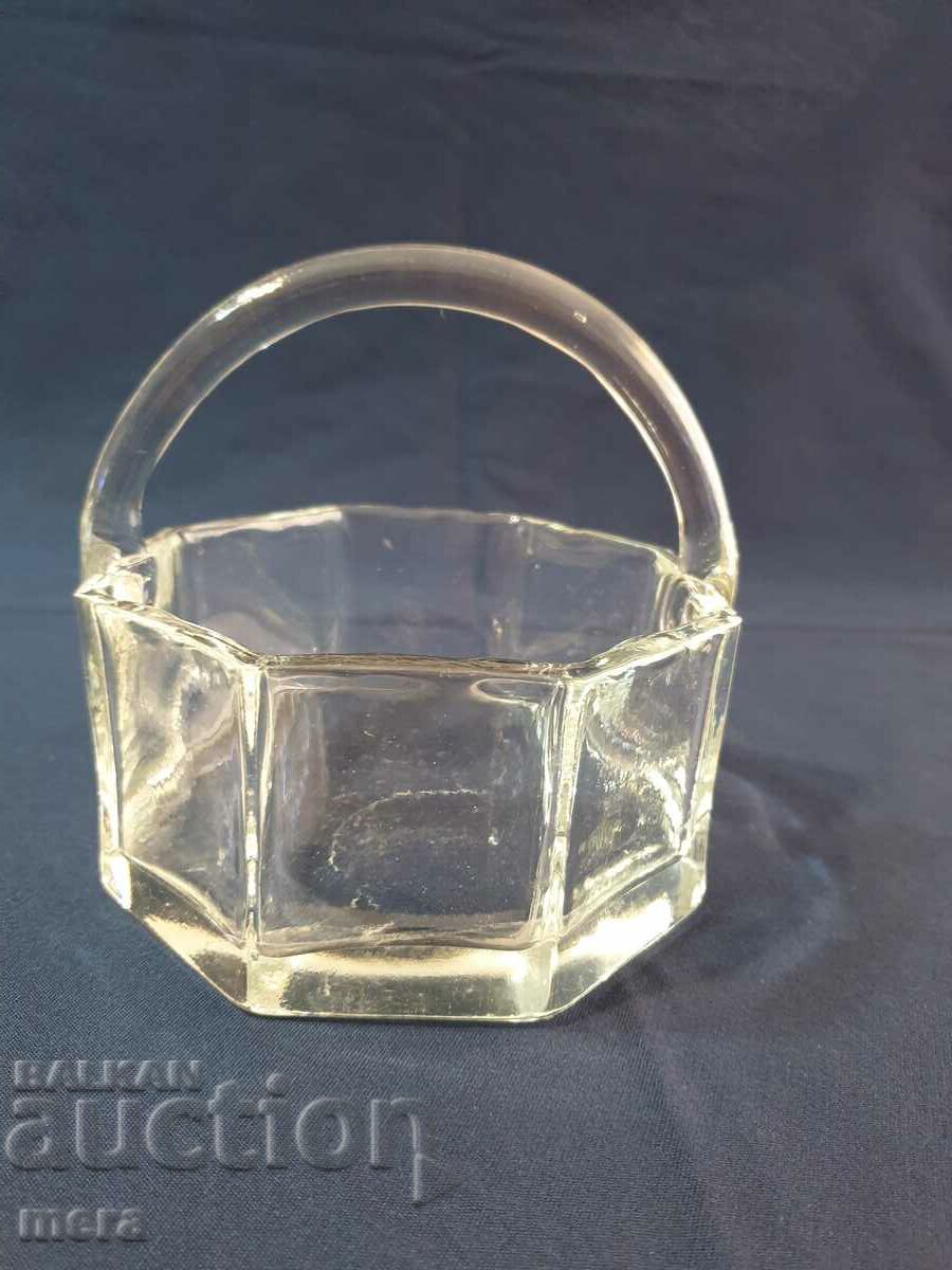 Crystal hexagonal fruit basket with price 48.00 BGN | € 24.54