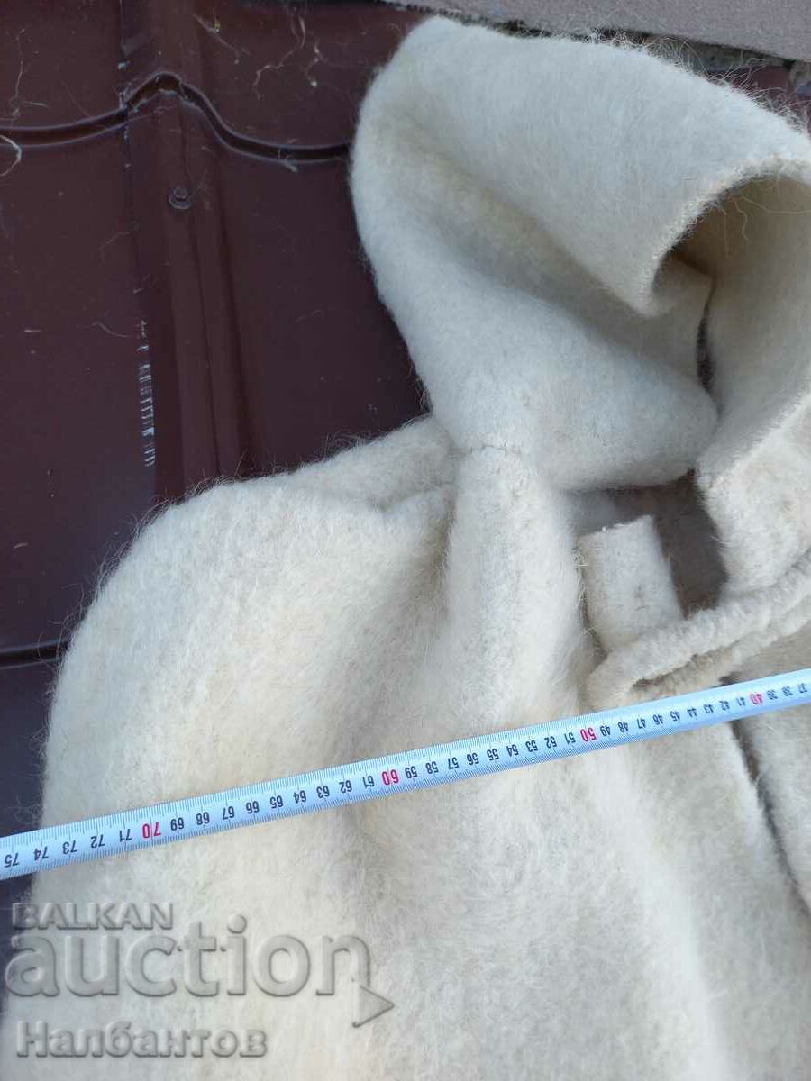 Auction OLD YAMURLUK COSTUME Auction OLD YAMURLUK COSTUME