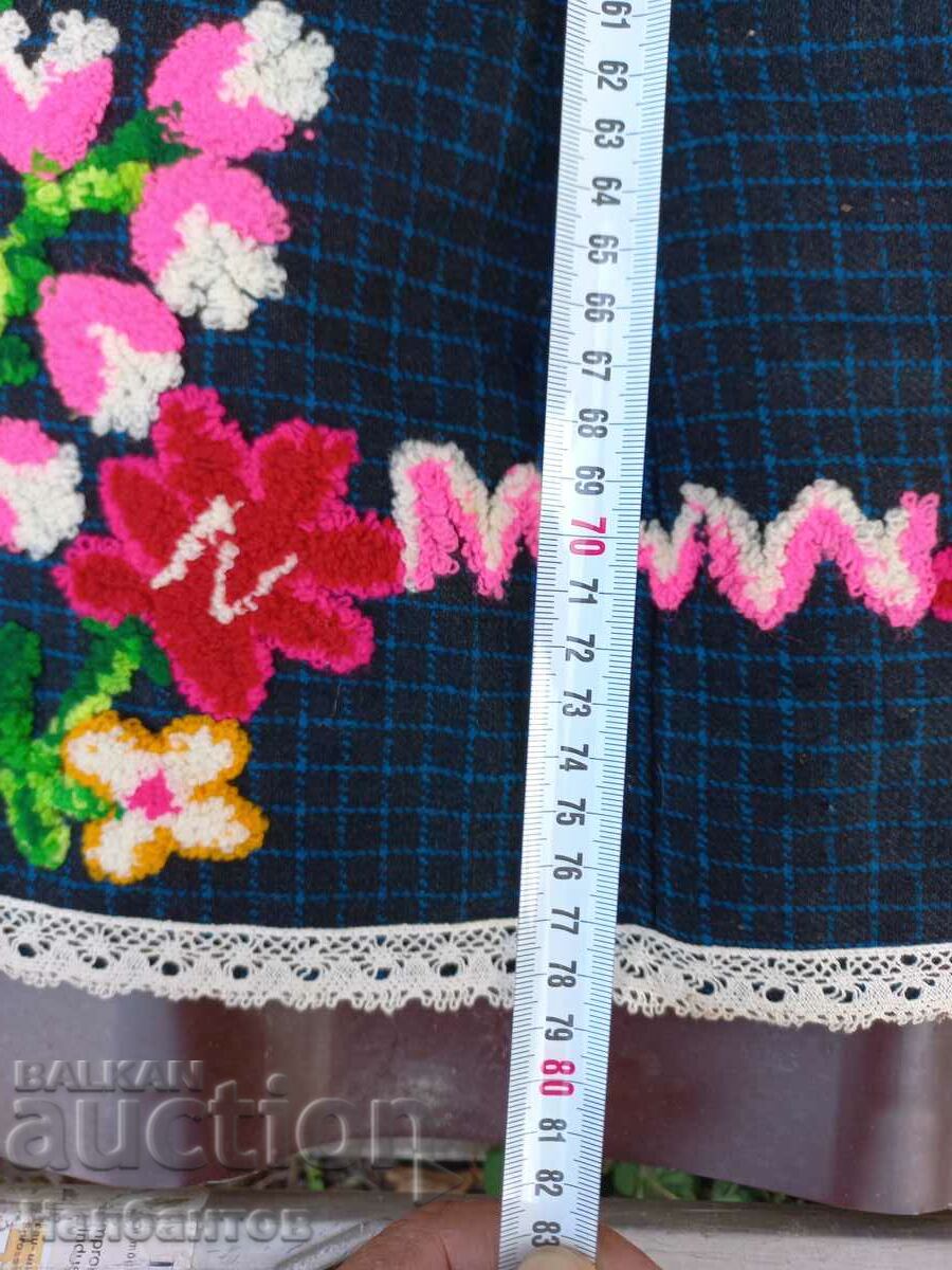 OLD THRACIAN APRON WEAR with price 150.00 BGN | € 76.69 OLD THRACIAN APRON WEAR with price 150.00 BGN | € 76.69