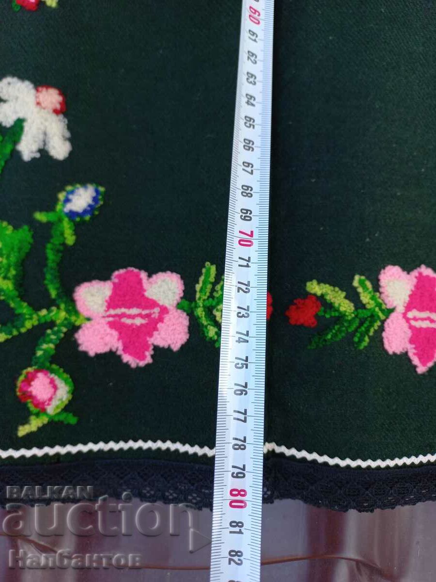 OLD THRACIAN APRON WEAR with price 150.00 BGN | € 76.69 OLD THRACIAN APRON WEAR with price 150.00 BGN | € 76.69