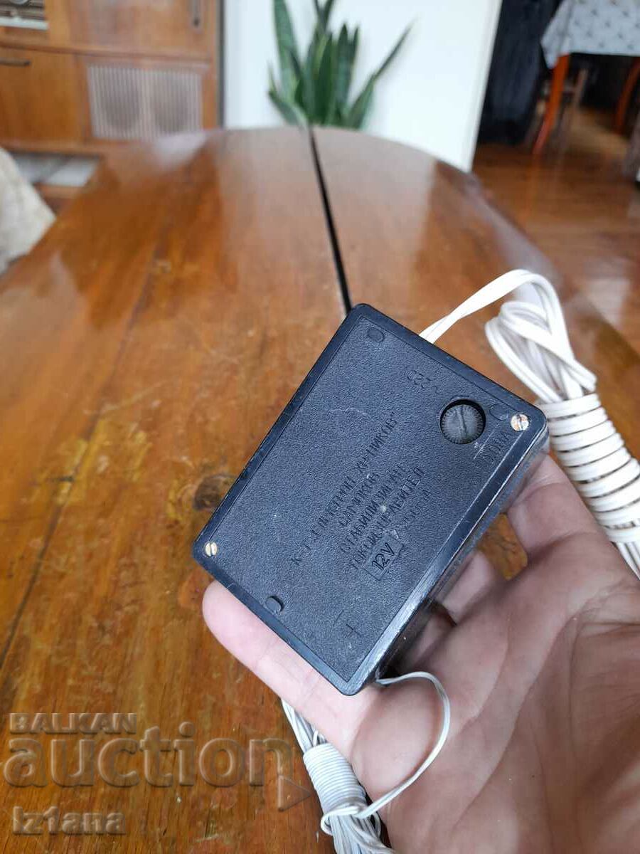 Auction Old stabilized rectifier 12V Auction Old stabilized rectifier 12V