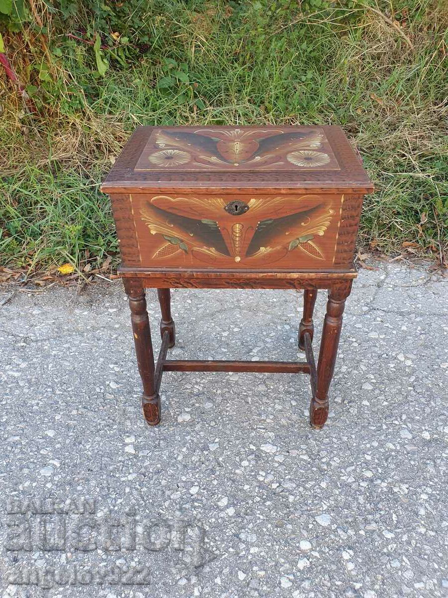 Vintage 1941 hand painted wooden chest of drawers.