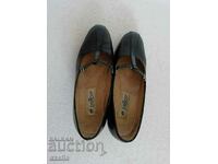 Elegant leather shoes 36 number