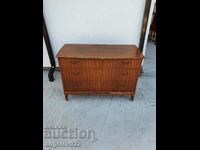 Beautiful wooden chest of drawers!