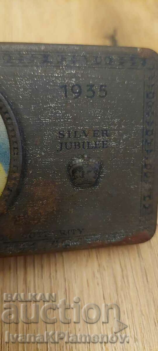 Vintage metal box for collectors - 6